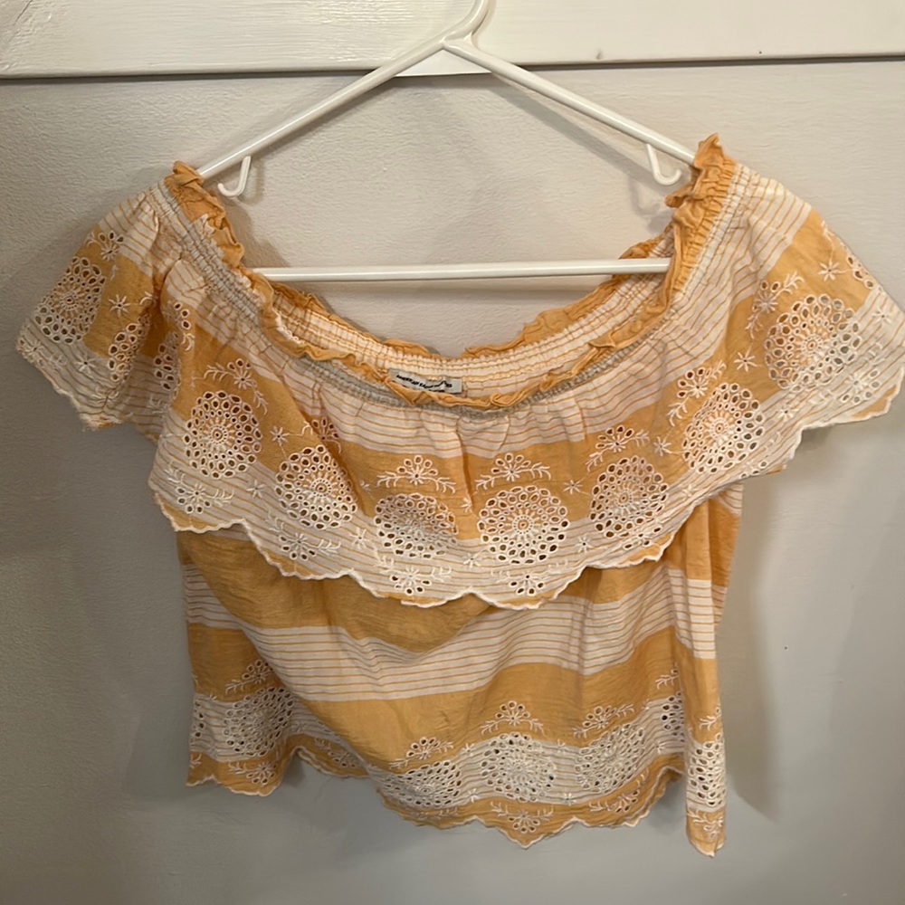 Off the shoulder